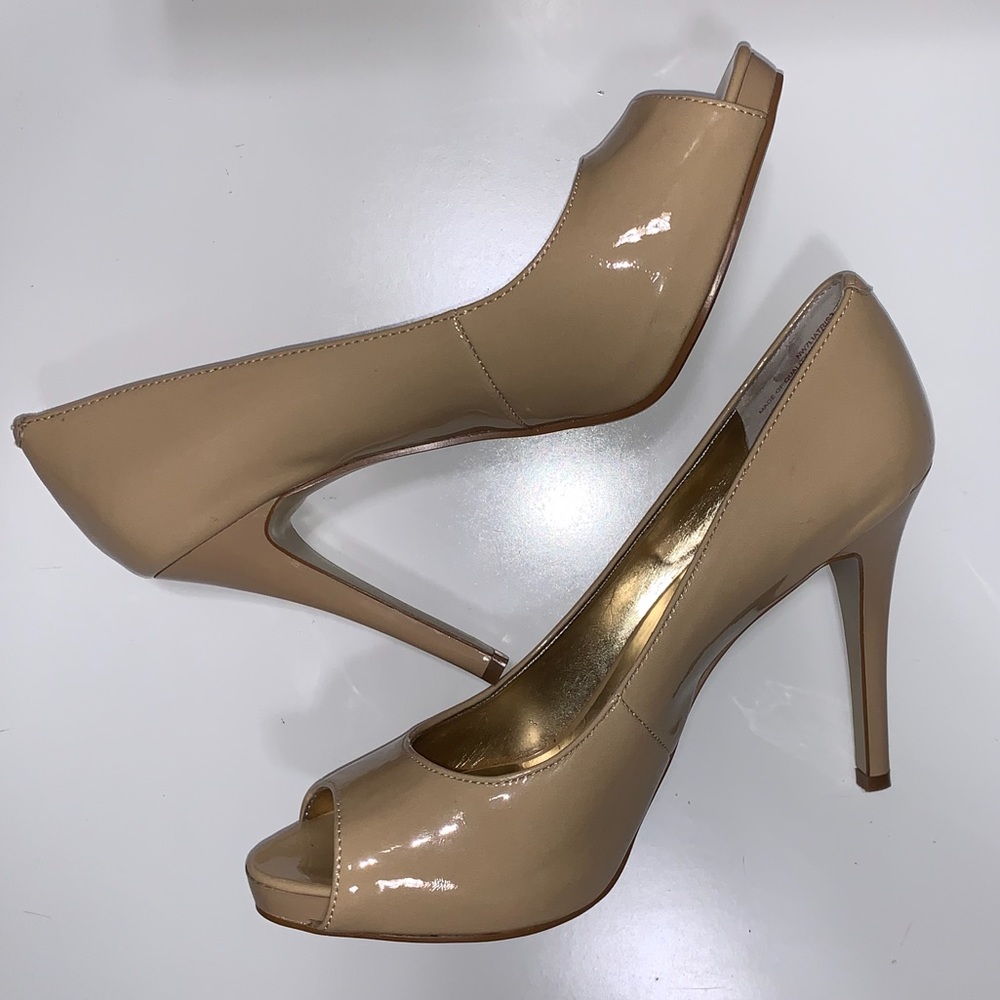Nude Patent Leather Nine West Heels Pumps